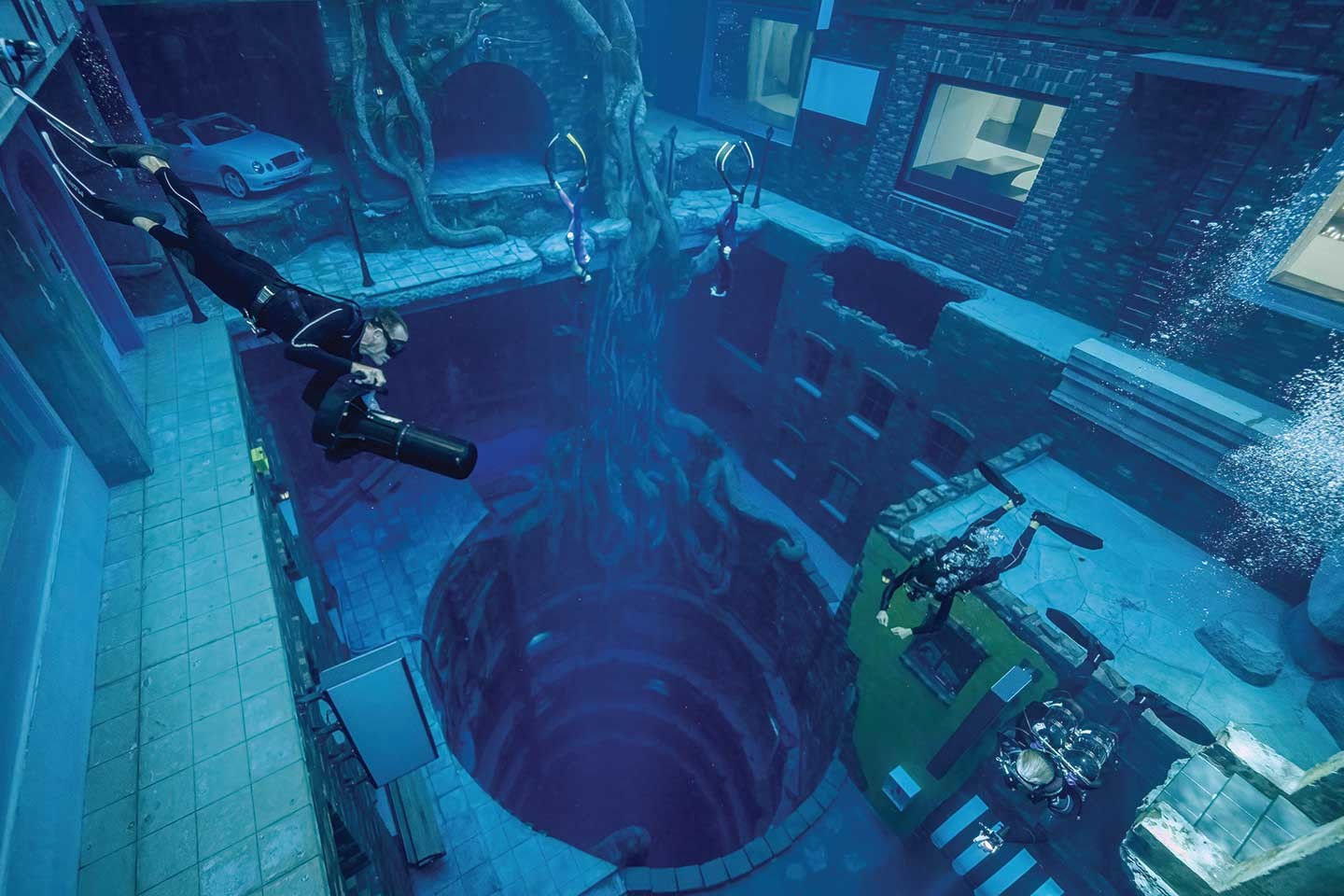 Deep-Dive-Dubai
