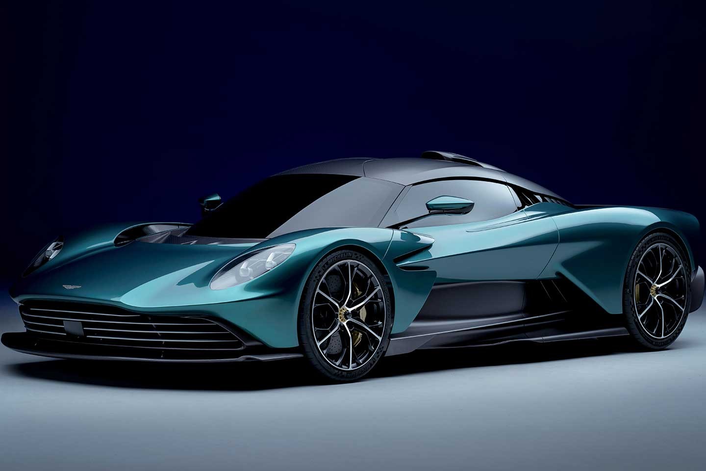 Aston-Martin-Valhalla